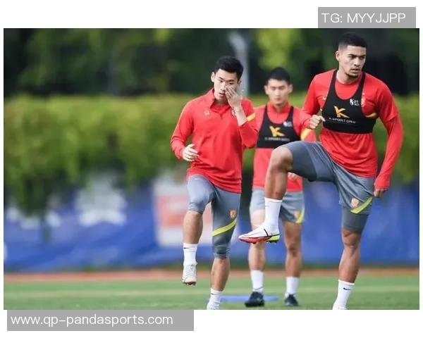 北京国安与广州恒大激战成平局精彩集锦回顾与分析